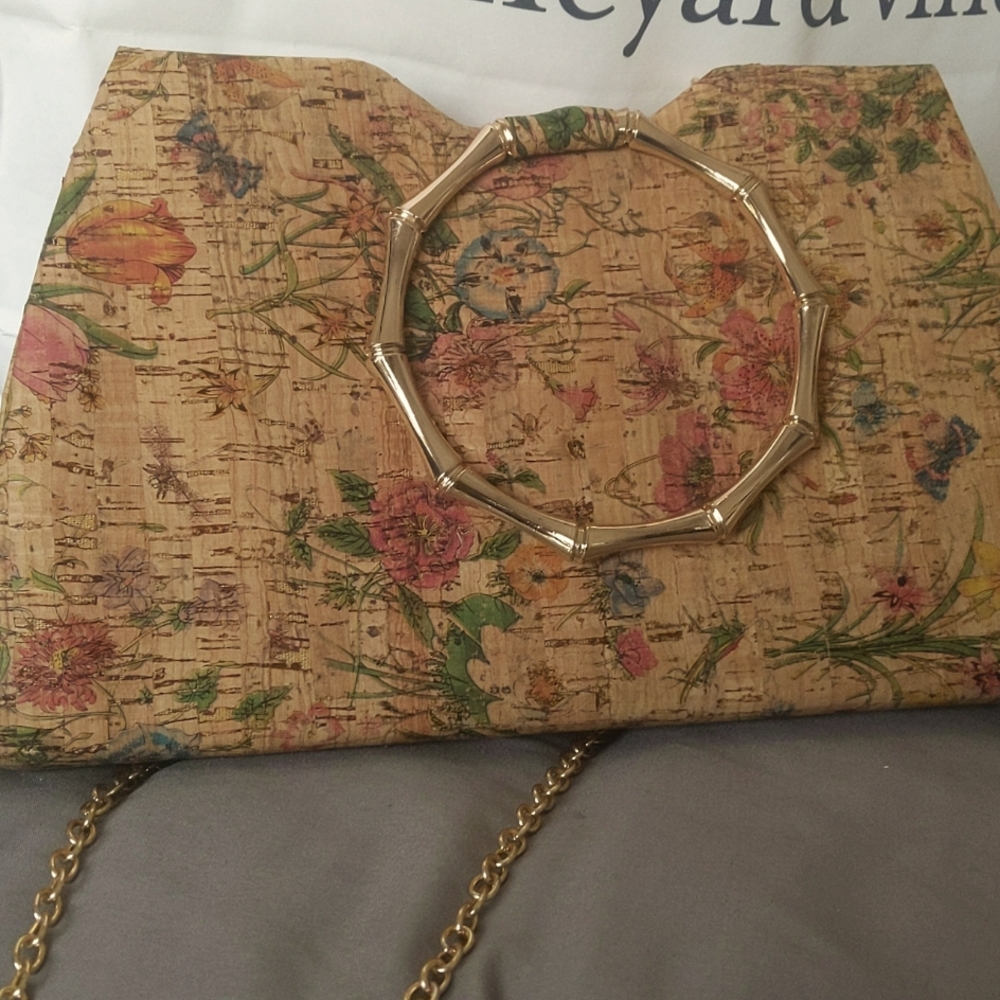 Perfect condition purse